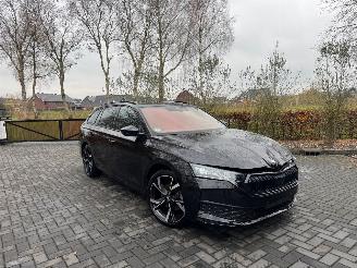 Auto incidentate Skoda Octavia Octavia Combi 2.0 TDI 110 kW Sportline 360Camera HUD Trekhaak VOL 2025/2