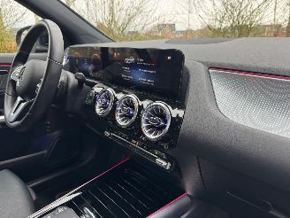 Mercedes EQA Mercedes-Benz EQA 250e Ambiance Camera Leder ACC AMG VOL picture 15