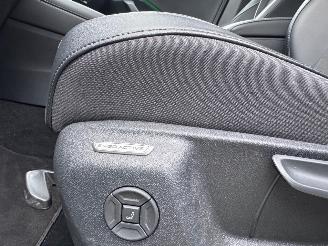 Volkswagen Tiguan Tiguan 1.5 TSI eHybrid 150 kW Elegance Camera Trekhaak picture 19