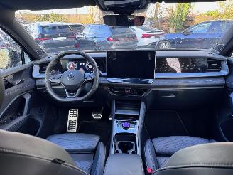 Volkswagen Tiguan Volkswagen Tiguan 1.5 eTSI DSG R-Line Leder HUD Camera VOL picture 3