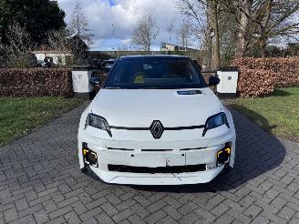 Renault 5 Renault R5 E-Tech Electric 150 Comfort Range Iconic Five picture 16