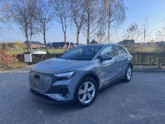 uszkodzony samochody osobowe Audi Q4 Audi Q4 e-tron 45 e-tron S-Line Camera HUD Rijdbaar! 2024/7