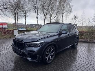 Auto incidentate BMW X5 BMW X5 xDrive 45 e M Sport PANO|360|AHK|Massage|Luchtvering VOL !! 2022/3