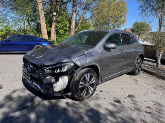 Mercedes GLA GLA 250 GLA GLA 250 e ACC Camera Ambiance VOL picture 17