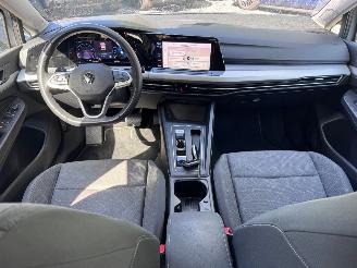 Volkswagen Golf Volkswagen Golf 8 Lim. eTSI Nardo Grey R-Line Nardo Grey picture 3