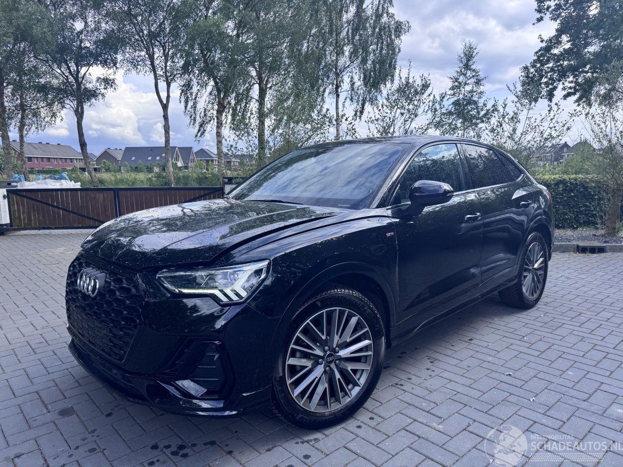 Audi Q3 Q3 Sportback 35 TFSI S line Leer Camera ACC VOL