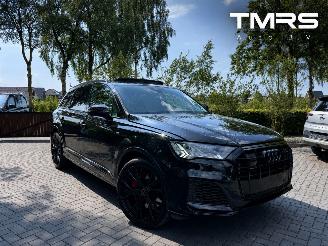 Damaged car Audi Q7 Audi Q7 60 TFSI e Quattro 360 kW S line PANO 360 Luchtvering Sportstoelen VOL VOL 2025/9