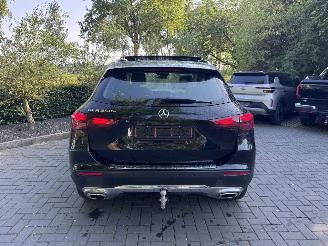Mercedes GLA Mercedes-Benz GLA 250e AMG Panorama 360view AHK Leder VOL picture 8