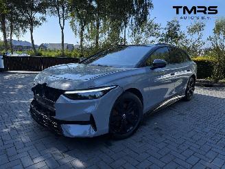 Coche accidentado Volkswagen ID.7 ID.7 Tourer Pro 210 kW PANORAMA HUD Trekhaak 360view VOL! 2025/1