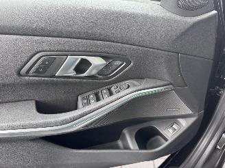 BMW 3-serie BMW 330e Touring M Sport PANORAMA HUD Ambiance 360view picture 28