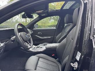 BMW 3-serie BMW 330e Touring M Sport PANORAMA HUD Ambiance 360view picture 7