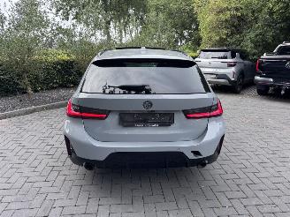 BMW 3-serie BMW 330e Touring M Sport PANORAMA HUD Ambiance 360view picture 19