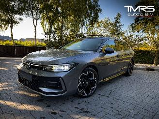 škoda osobní automobily Volkswagen Passat Passat Variant 2.0 TDI 110 kW 3x R-line PANO HUD 2025/10