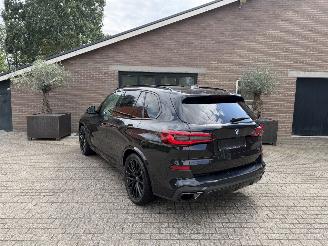 BMW X5  picture 2