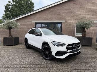 Mercedes GLA  picture 17