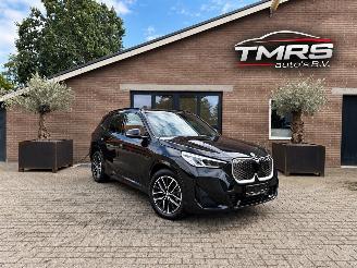 uszkodzony samochody osobowe BMW iX1 iX1 20 eDrive M Sport Camera Ambiance Leder VOL 2026/1