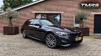 Auto incidentate BMW 3-serie 320e Touring M-Sport PANORAMA AHK Camera VOLL 2022/8