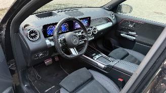 Mercedes EQB MERCEDES-BENZ EQB 250+ AMG Panoramadak Ambiance 360 Camera picture 4