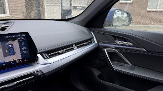 BMW iX1 iX1 30 xDrive M Sport PANORAMA HUD 360view VOLLL picture 6