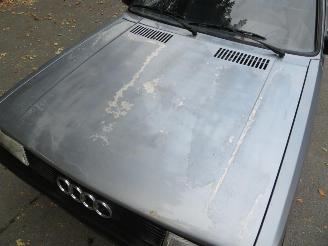 Audi 80  picture 2