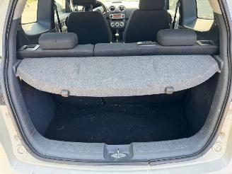 Mitsubishi Colt  picture 11