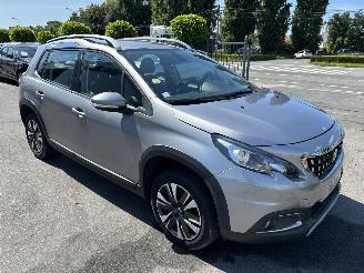 skadebil auto Peugeot 2008  2016/8