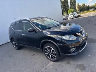 skadebil auto Nissan X-Trail  2015/9