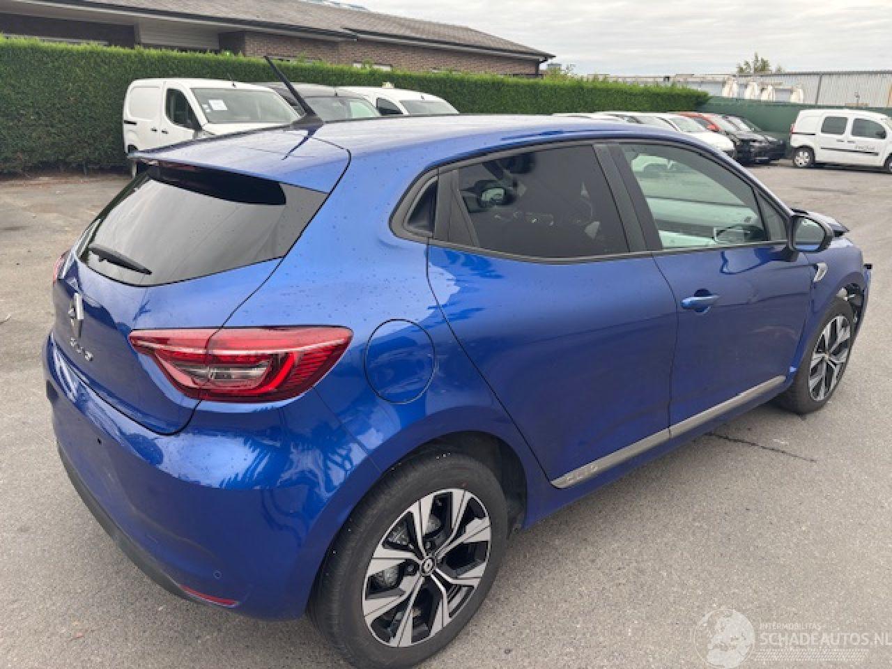 Renault Clio LIMITED