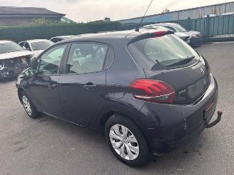 Unfallwagen Peugeot 208  2016/4