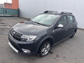 Damaged car Dacia Sandero STEPWAY 2019/2