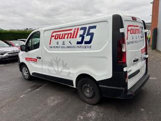 Nissan NV300  picture 2