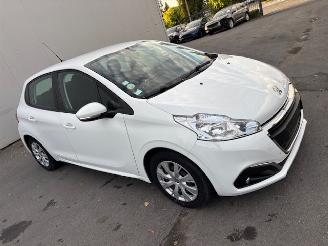 Auto incidentate Peugeot 208  2018/2