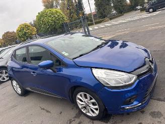 Renault Clio automaat picture 2