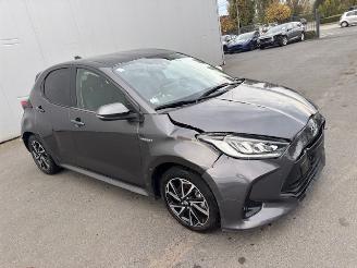 Toyota Yaris HYBRID picture 6