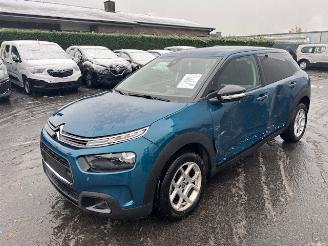 damaged passenger cars Citroën C4 cactus AUTOMAAT 2019/4