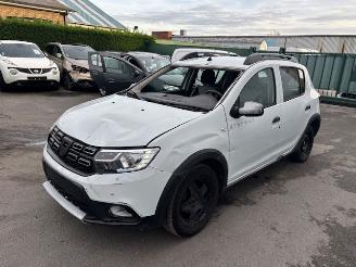 krockskadad bil auto Dacia Sandero STEPWAY 2020/11