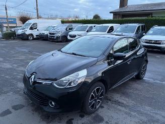 Unfallwagen Renault Clio  2014/10