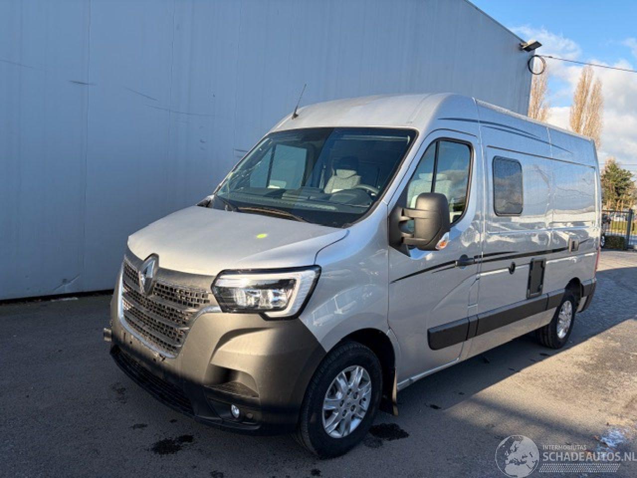 Renault MASTER 4 PERSONS