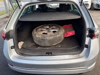 Skoda Octavia AUTOMAAT picture 12