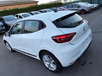 krockskadad bil auto Renault Clio  2020/9
