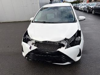 Toyota Yaris HYBRID AUTOMAAT picture 5