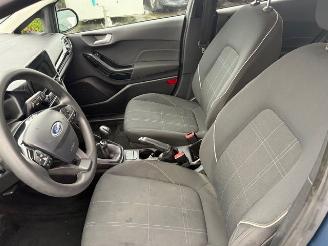 Ford Fiesta  picture 5