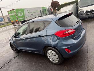 Ford Fiesta  picture 3