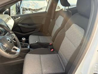 Renault Clio LIMITED picture 8