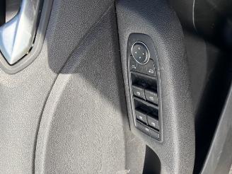 Renault Clio LIMITED picture 11