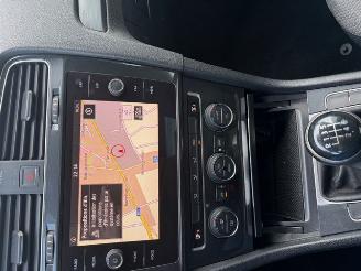 Volkswagen Golf  picture 7