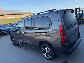 Damaged car Citroën Berlingo 7 pl 2021/6