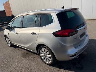 Vaurioauto  passenger cars Opel Zafira AUTOMAAT 7 SEATS 2012/2