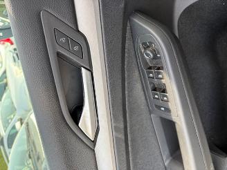 Volkswagen Golf  picture 9