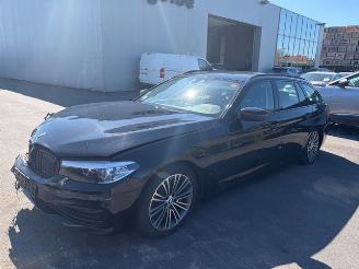 Auto incidentate BMW 5-serie 530D AUTOMAAT SPORT LINE 2019/10